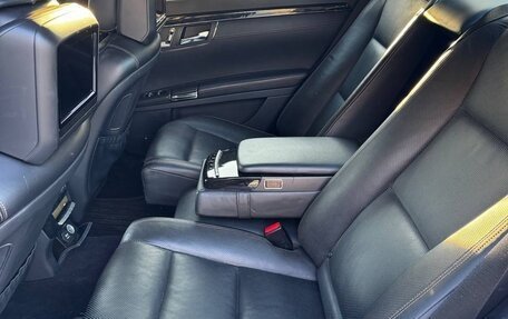 Mercedes-Benz S-Класс, 2011 год, 1 800 000 рублей, 12 фотография