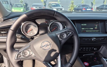 Opel Insignia II рестайлинг, 2019 год, 1 500 000 рублей, 11 фотография