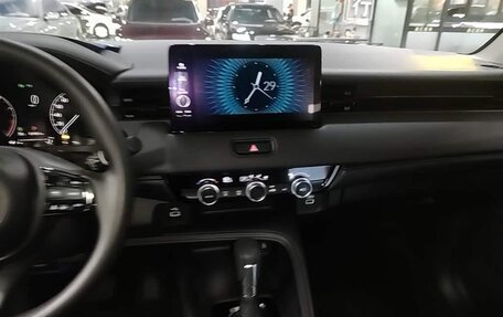Honda Vezel, 2023 год, 1 834 000 рублей, 8 фотография