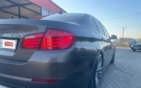 BMW 5 серия, 2011 год, 1 350 000 рублей, 6 фотография