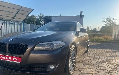 BMW 5 серия, 2011 год, 1 350 000 рублей, 3 фотография