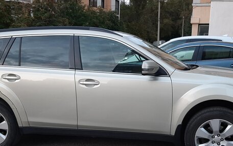 Subaru Outback IV рестайлинг, 2011 год, 1 349 000 рублей, 5 фотография