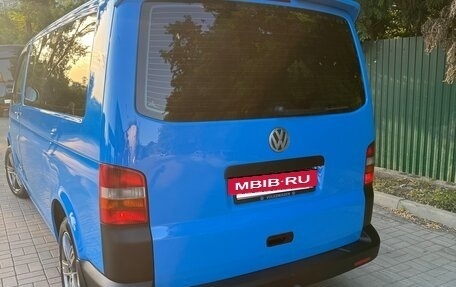Volkswagen Caravelle T5, 2008 год, 1 600 000 рублей, 5 фотография