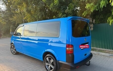 Volkswagen Caravelle T5, 2008 год, 1 600 000 рублей, 8 фотография