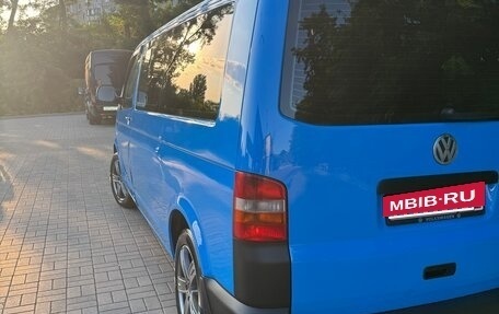Volkswagen Caravelle T5, 2008 год, 1 600 000 рублей, 7 фотография