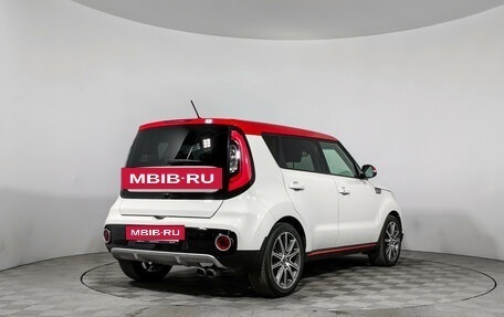 KIA Soul II рестайлинг, 2017 год, 1 690 000 рублей, 5 фотография