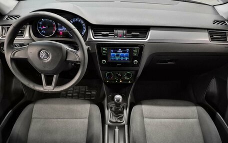 Skoda Rapid I, 2016 год, 999 000 рублей, 10 фотография