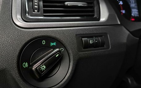 Skoda Rapid I, 2016 год, 999 000 рублей, 18 фотография
