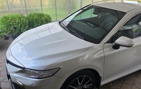 Toyota Camry, 2021 год, 2 950 000 рублей, 4 фотография