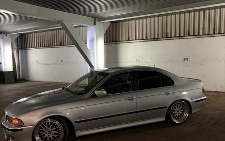 BMW 5 серия, 2002 год, 890 000 рублей, 3 фотография