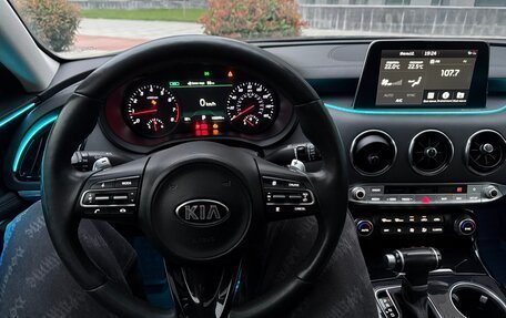 KIA Stinger I, 2019 год, 2 450 000 рублей, 13 фотография