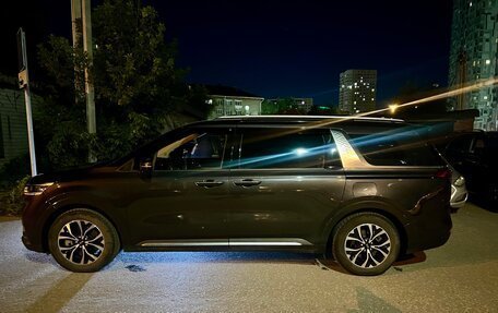 KIA Carnival, 2021 год, 3 700 000 рублей, 4 фотография