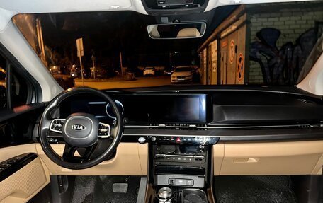 KIA Carnival, 2021 год, 3 700 000 рублей, 10 фотография