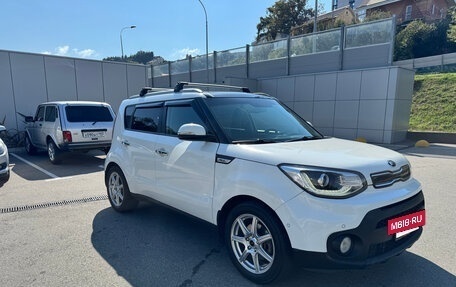 KIA Soul II рестайлинг, 2018 год, 1 870 000 рублей, 4 фотография