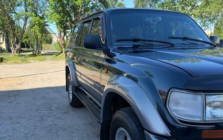 Toyota Land Cruiser 80 рестайлинг, 1997 год, 2 500 000 рублей, 3 фотография