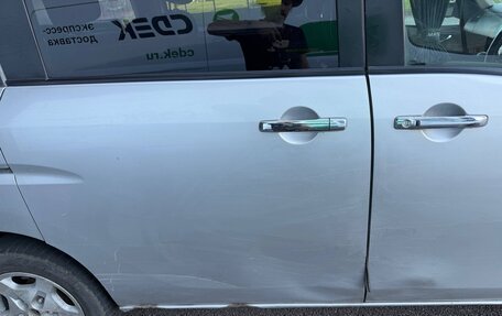 Nissan Serena IV, 2011 год, 750 000 рублей, 2 фотография