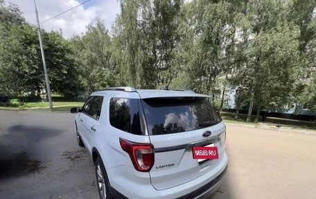 Ford Explorer VI, 2017 год, 2 690 000 рублей, 4 фотография