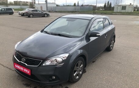 KIA cee'd I рестайлинг, 2011 год, 630 000 рублей, 1 фотография