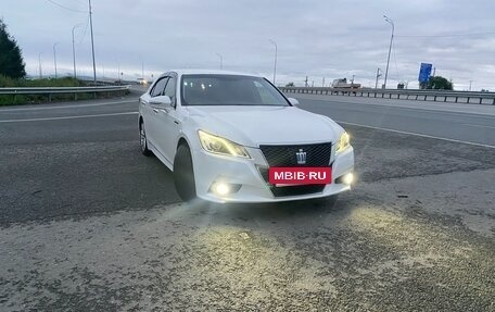 Toyota Crown, 2013 год, 1 450 000 рублей, 21 фотография