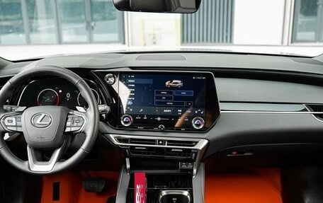 Lexus RX IV рестайлинг, 2026 год, 7 590 032 рублей, 9 фотография