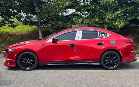Mazda 3, 2022 год, 1 900 000 рублей, 4 фотография