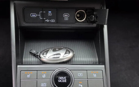 Hyundai Kona, 2023 год, 2 407 000 рублей, 17 фотография