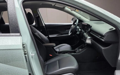 Hyundai Kona, 2023 год, 2 407 000 рублей, 18 фотография