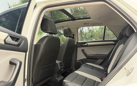 Volkswagen T-Roc I, 2023 год, 1 435 000 рублей, 14 фотография