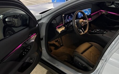 BMW 5 серия, 2026 год, 9 090 099 рублей, 4 фотография