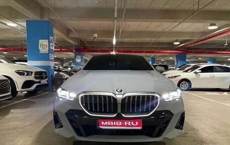 BMW 5 серия, 2026 год, 9 090 099 рублей, 1 фотография