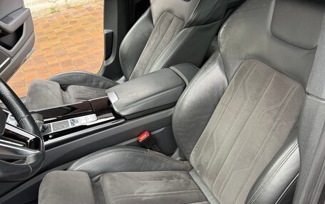 Audi A6, 2019 год, 4 050 000 рублей, 24 фотография