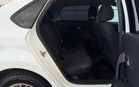 Volkswagen Polo VI (EU Market), 2018 год, 737 000 рублей, 14 фотография