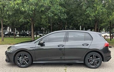 Volkswagen Golf VIII, 2021 год, 1 645 000 рублей, 3 фотография