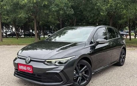 Volkswagen Golf VIII, 2021 год, 1 645 000 рублей, 1 фотография