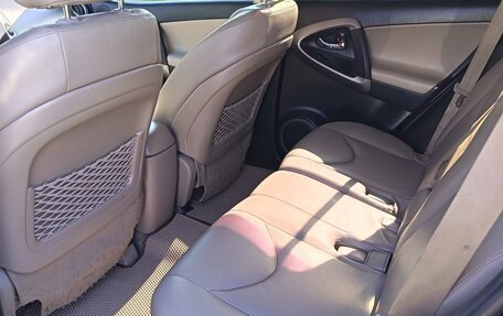 Toyota RAV4, 2006 год, 1 220 000 рублей, 6 фотография