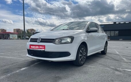 Volkswagen Polo VI (EU Market), 2014 год, 880 000 рублей, 1 фотография