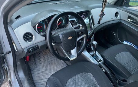 Chevrolet Cruze II, 2010 год, 620 000 рублей, 7 фотография
