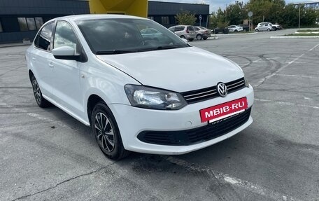 Volkswagen Polo VI (EU Market), 2014 год, 880 000 рублей, 2 фотография