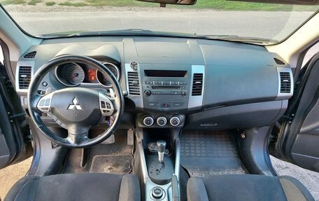 Mitsubishi Outlander III рестайлинг 3, 2007 год, 900 000 рублей, 6 фотография