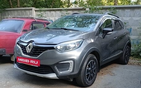 Renault Kaptur I рестайлинг, 2018 год, 1 350 000 рублей, 6 фотография