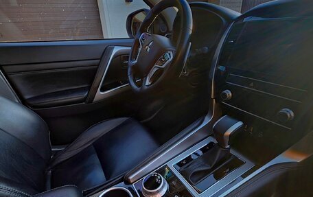 Mitsubishi Montero Sport, 2023 год, 6 000 000 рублей, 34 фотография