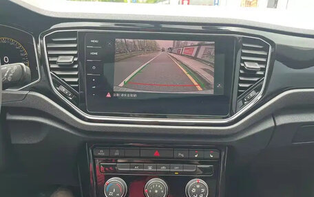 Volkswagen T-Roc I, 2022 год, 1 356 018 рублей, 19 фотография