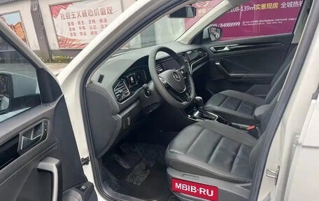 Volkswagen T-Roc I, 2022 год, 1 356 018 рублей, 7 фотография