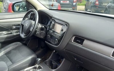 Mitsubishi Outlander III рестайлинг 3, 2013 год, 1 750 000 рублей, 1 фотография