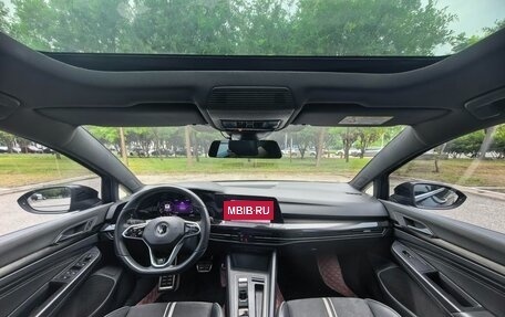 Volkswagen Golf VIII, 2021 год, 1 650 000 рублей, 9 фотография
