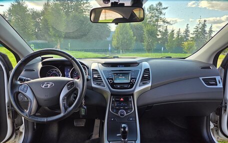 Hyundai Elantra V, 2014 год, 1 100 000 рублей, 10 фотография