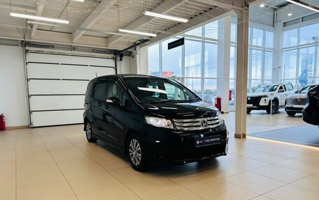 Honda Freed I, 2012 год, 1 099 999 рублей, 8 фотография