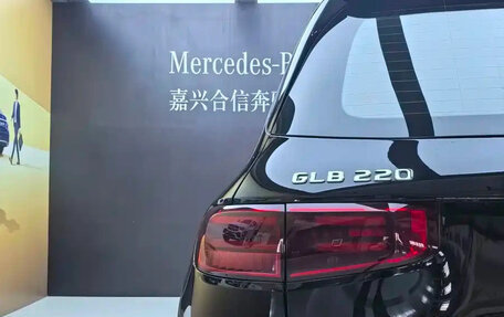 Mercedes-Benz GLB, 2025 год, 2 700 000 рублей, 16 фотография