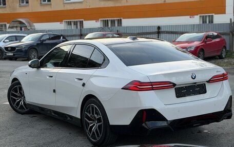 BMW 5 серия, 2025 год, 6 900 000 рублей, 15 фотография