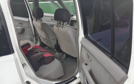 Nissan Cube II, 2002 год, 250 000 рублей, 17 фотография